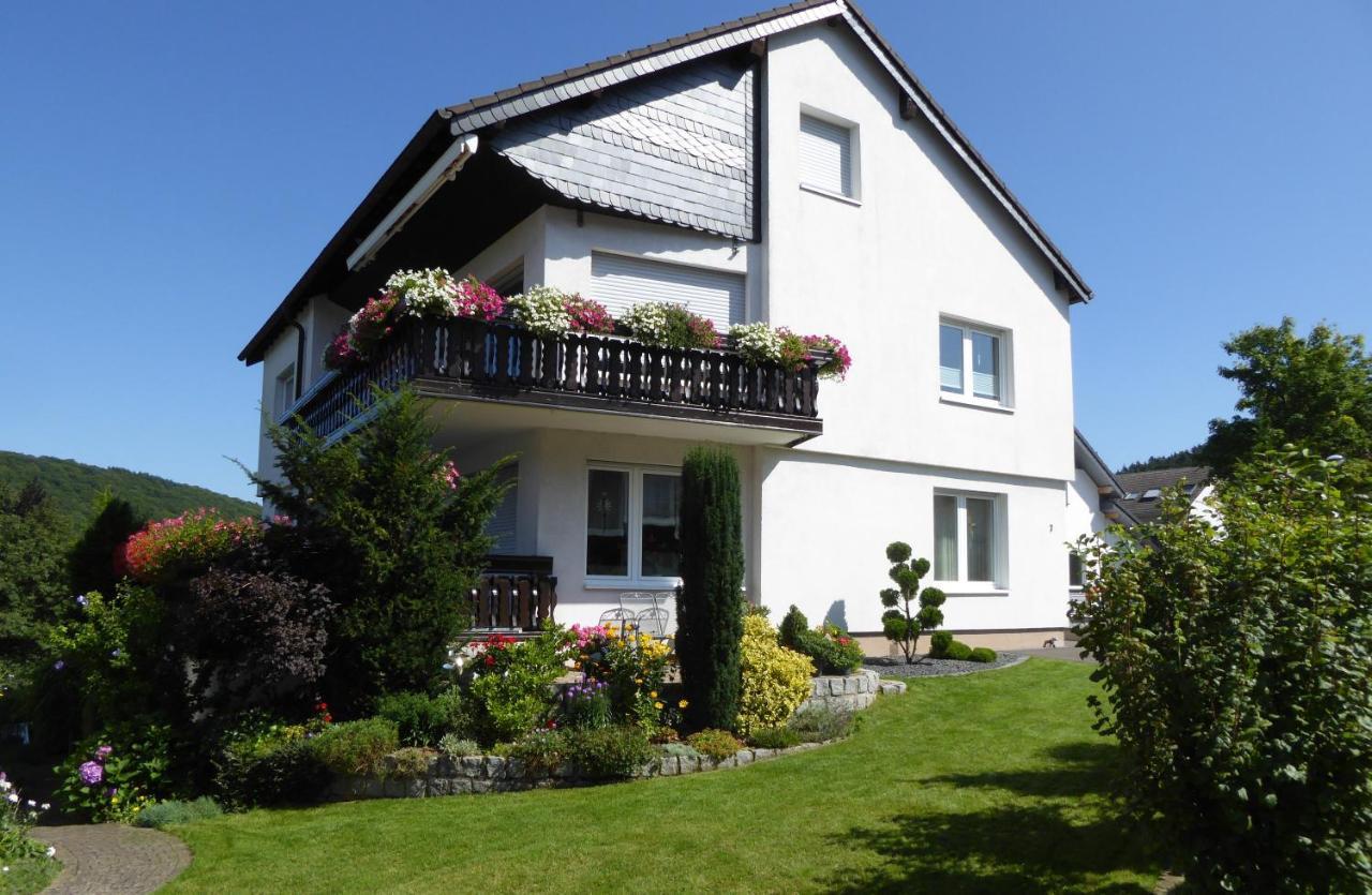 Ferienwohnung Waltraud บรีโลน ภายนอก รูปภาพ