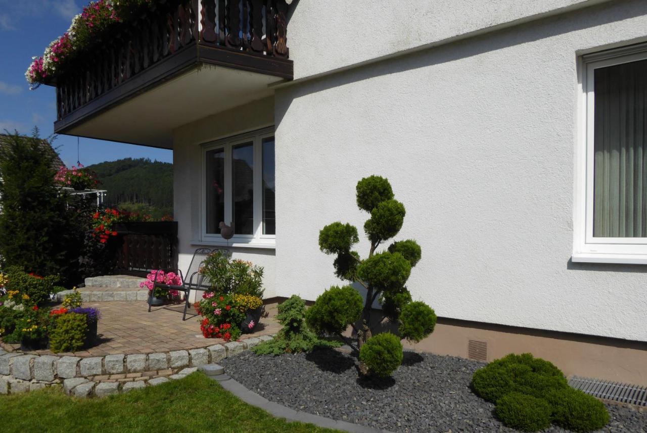 Ferienwohnung Waltraud บรีโลน ภายนอก รูปภาพ